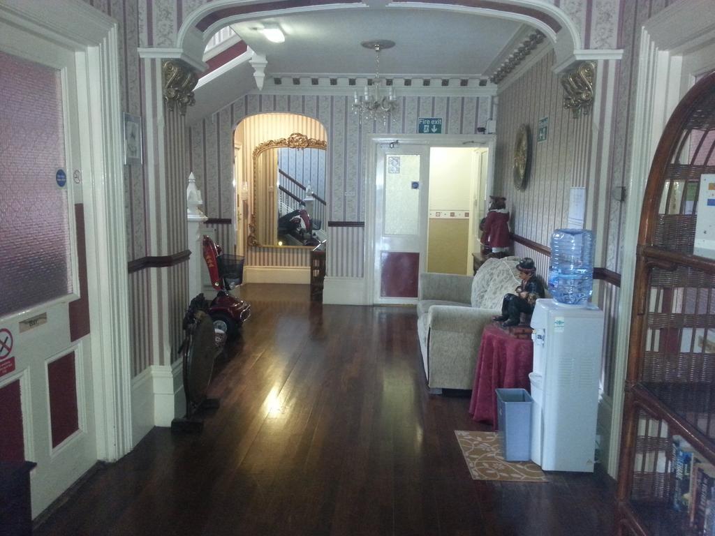 Chester Lodge Sandown Exterior foto
